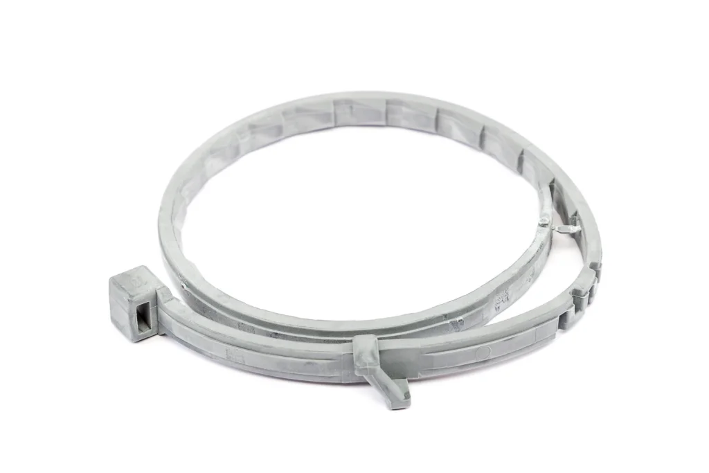 Zeckenhalsband Hund – Zeckenhalsband Hund Ein Zeckenhalsband Hund vor weißem Hintergrund